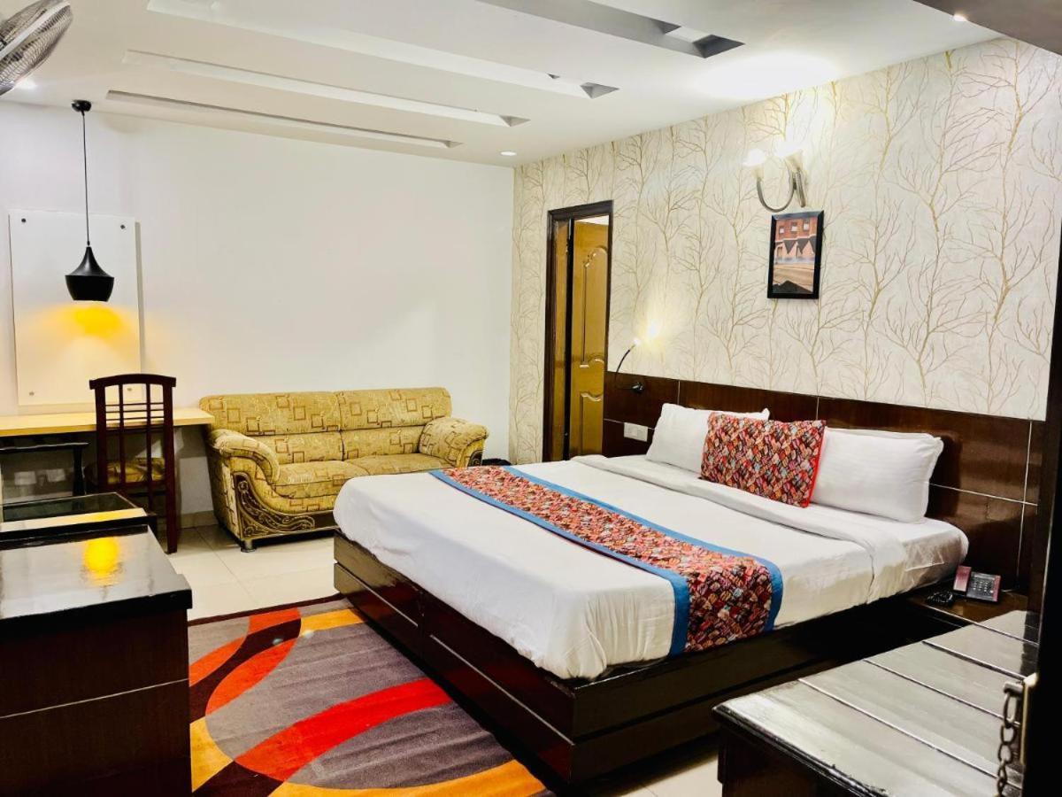 Hotel Queens Tower Amritsar Dış mekan fotoğraf