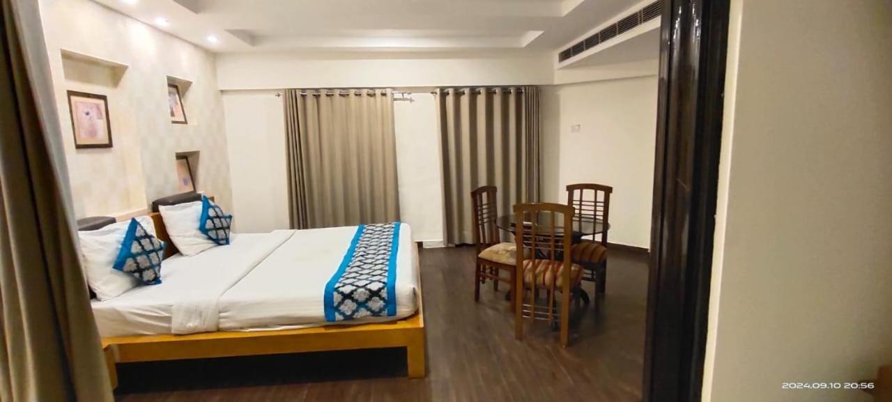 Hotel Queens Tower Amritsar Dış mekan fotoğraf