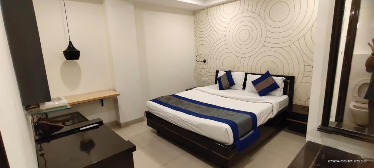Hotel Queens Tower Amritsar Dış mekan fotoğraf